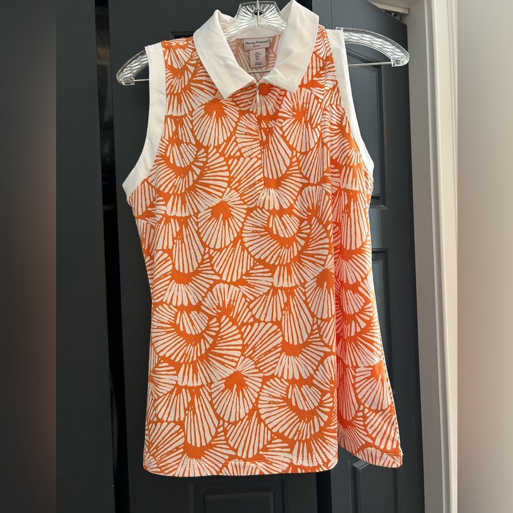 NWOT Sleeveless size Large Tommy Bahama women’s golf top.